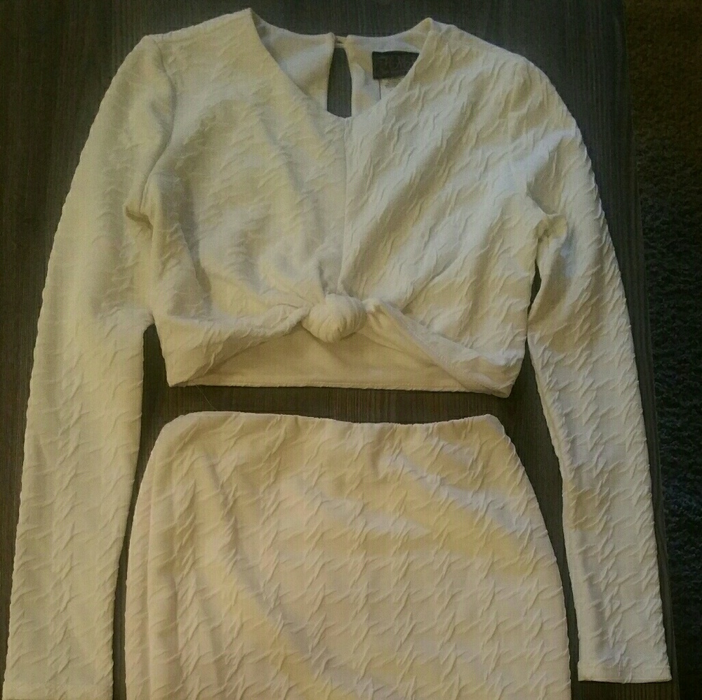 White crop top and skirt two piece